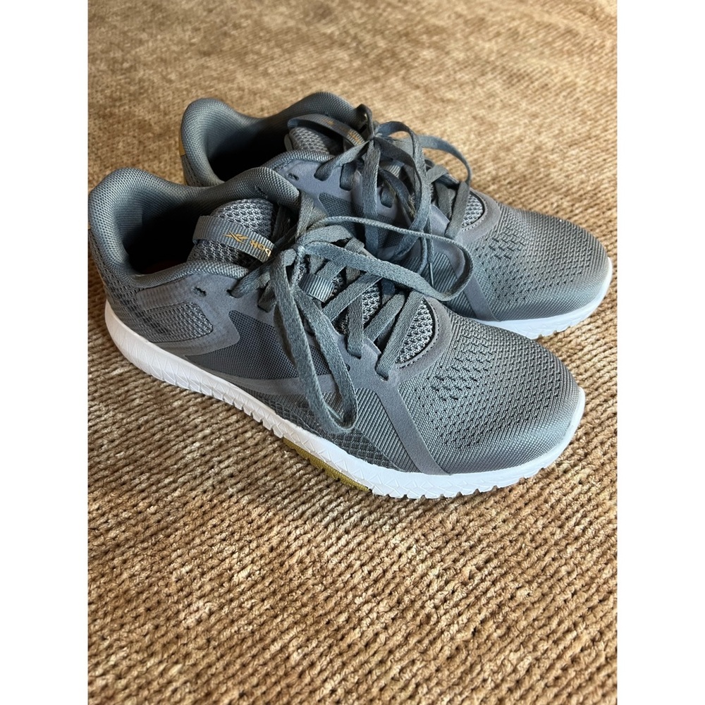 Reebok Flexagon Force women’s sneakers